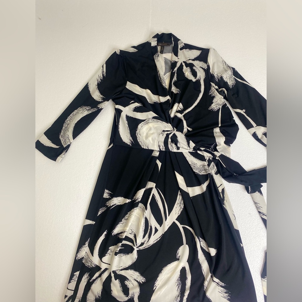 BCBG MaxAzria Wrap  Dress Medium 3/4 Sleeve - Picture 2 of 7